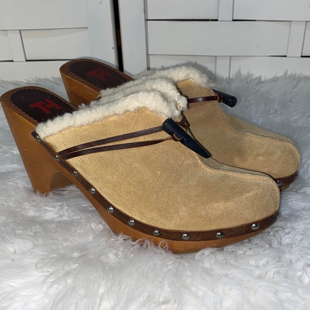 Tommy Hilfiger Tan Suede Shearling Clog Mules